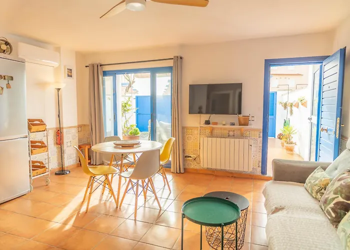 Tarifa Cozy House - Beach & Parking